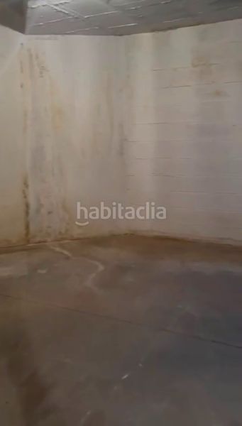 Foto 2ba09557-62ee-46c6-a073-b650382874e7. Aparcament cotxe a Playa Poniente Benidorm
