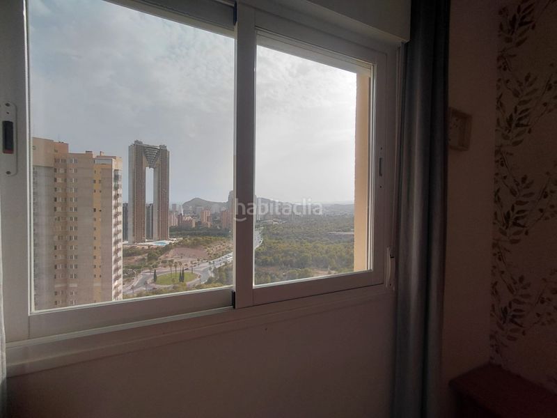 Foto a504e972-f783-430a-9c2b-1a5ce0d3dde6. Apartament amb piscina a Via Parque Benidorm