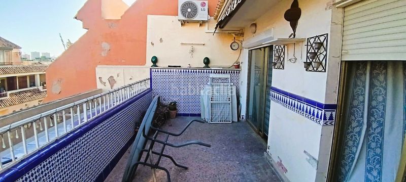 Foto 400001cc-94a0-42c2-aac1-8910236b0d4f. Ático fantastico atico con 2 dormitorios y gran terraza en zona colonia madrid en Benidorm
