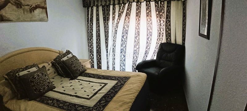 Foto b919c5a2-7365-4cb7-8c4c-7c194c187002. Ático fantastico atico con 2 dormitorios y gran terraza en zona colonia madrid en Benidorm