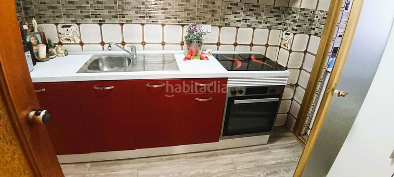 Foto e6b773d6-5945-4a9c-8cd5-360aed7704d0. Ático fantastico atico con 2 dormitorios y gran terraza en zona colonia madrid en Benidorm