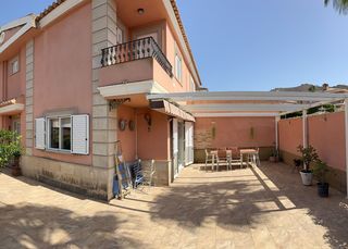 Rent House in Sierra Helada. Chalet independiente de 3 habitaciones