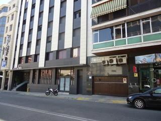 Miete Motorradparkplatz in N/a