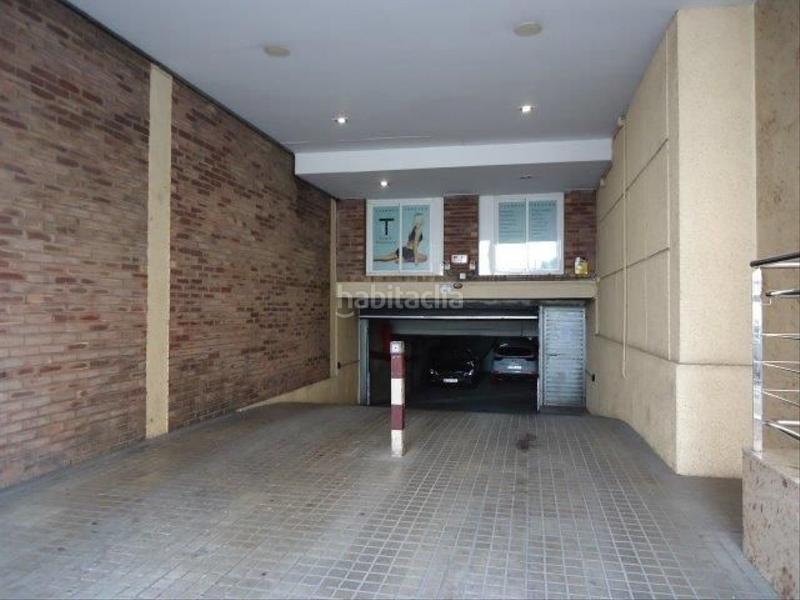 Foto 37cda13e-8081-43a9-a9cf-832c4c786653. Rent car parking in Príncep de Viana-Clot-Xalets Humbert Torres Lleida