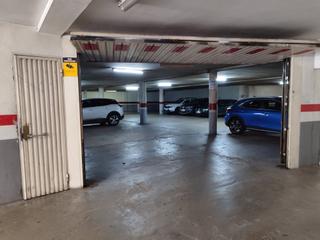 Location Parking voiture à N/a