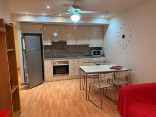 Rent Apartment  Carrer cavallers