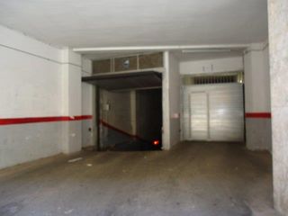 Car parking in Carrer de Roca Labrador 6