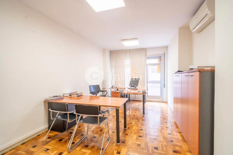 Foto fc03605c-314d-4606-bf02-fc753a372057. Etagenwohnung mit heizung in Rambla Ferran Lleida