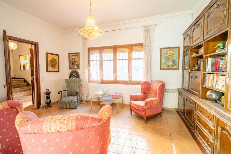 Foto 2bf26d5f-d000-488c-9925-f95add132228. Maison jumelée dans carrer canonge brugulat 29 dans Lleida