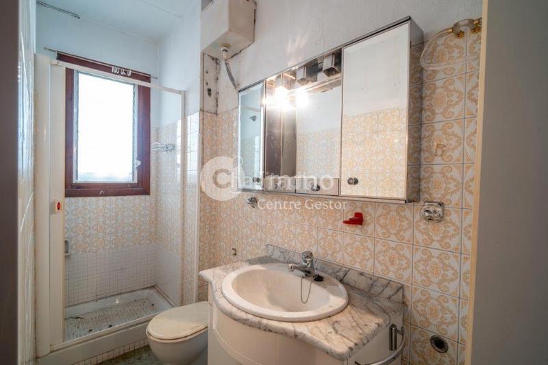 Foto 8de4db11-2c82-4747-9d14-86362d41f439. Maison jumelée dans carrer canonge brugulat 29 dans Lleida