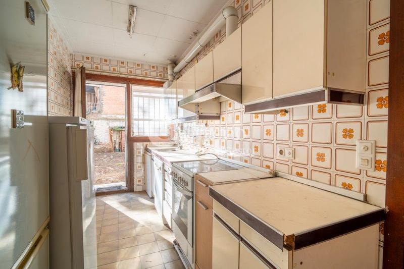 Foto ac815464-5293-4185-997f-af924a27c2b1. Maison jumelée dans carrer canonge brugulat 29 dans Lleida