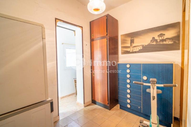 Foto d062c4ba-21b5-4a62-9941-c7c44abdc87b. Maison jumelée dans carrer canonge brugulat 29 dans Lleida