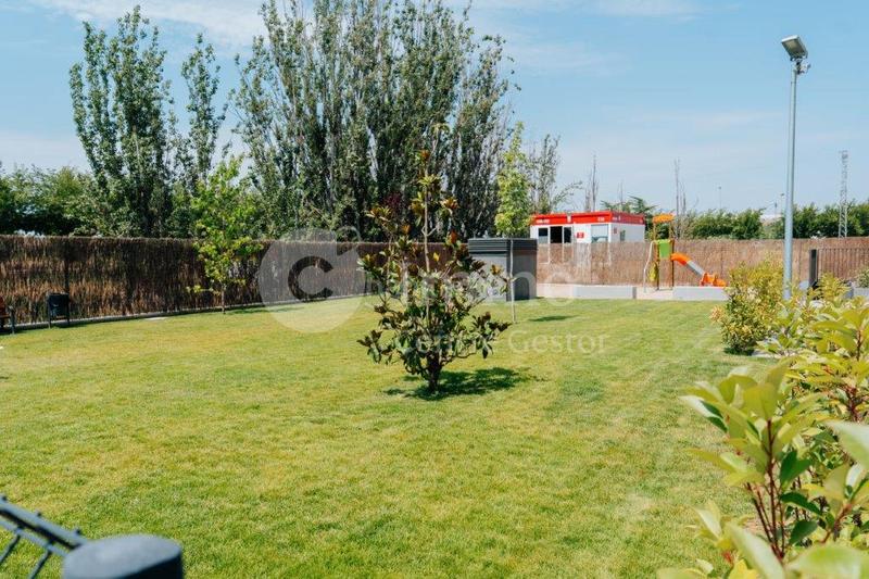 Foto d9ebeee6-0434-4f0d-9b69-9b9b79c2b6f1. Miete etagenwohnung mit heizung pool in Cappont Lleida