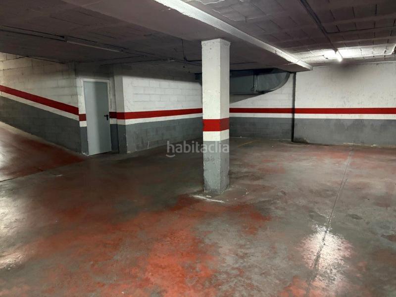 Foto 964a69af-265d-4fc2-bd40-3e6e723b8a26. Parking coche en carrer baró de maials 45 en Pardinyes Lleida