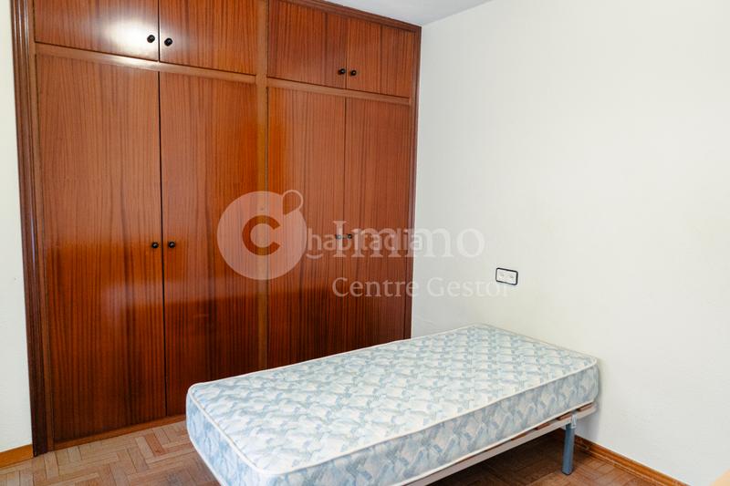 Foto cfcf7bb9-7ca5-4d32-abe9-294461f2dc6a. Etagenwohnung mit heizung in Centre Històric Lleida