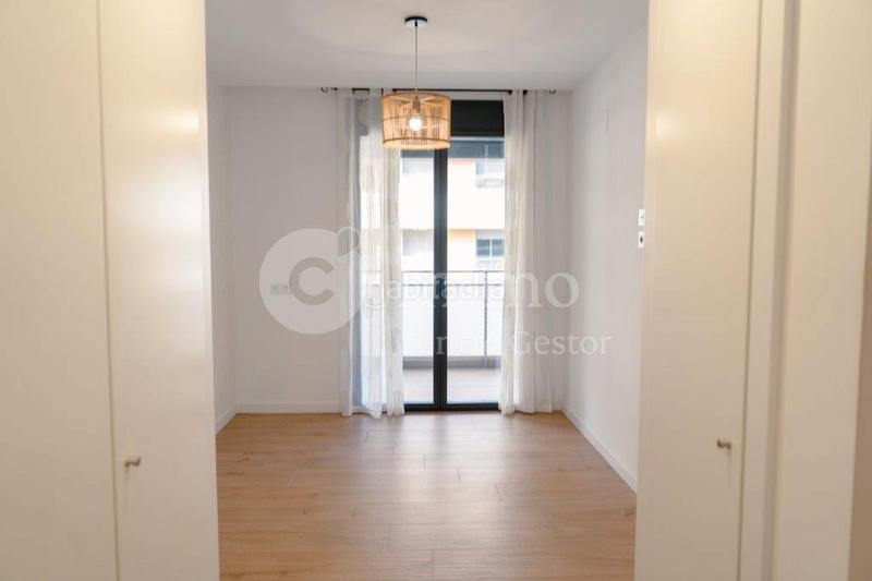 Foto 20b80366-b914-4d12-97ba-3c05986b7e1d. Appartamento con riscaldamento piscina in Cappont Lleida