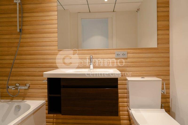 Foto 48701890-814c-481a-8141-481e8aae5172. Appartamento con riscaldamento piscina in Cappont Lleida