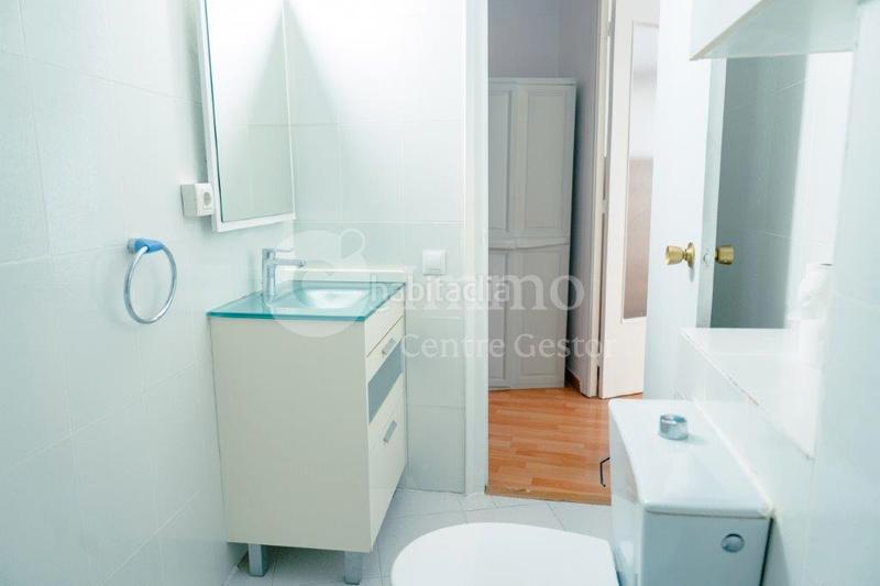 Foto 085c33df-d4d4-4481-8bba-c838a384057e. Apartament a Centre Històric Lleida