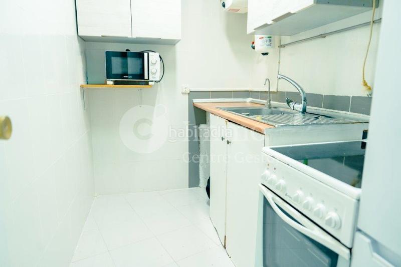 Foto 40cdaf01-080f-4752-a07e-e755d45cc9e3. Apartament a Centre Històric Lleida