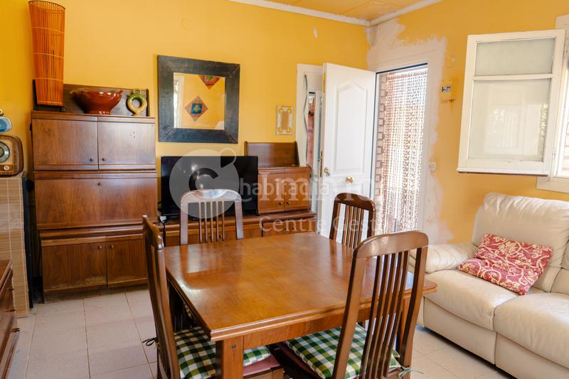 Foto e3a5231d-04e2-48fb-b14c-b1b56144f693. Bauernhof in La Caparrella Lleida