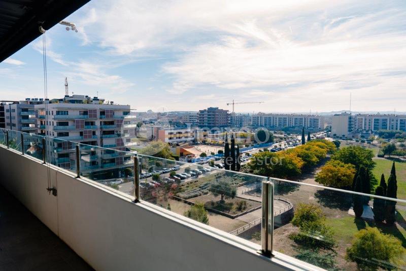 Foto 2824b243-cd6e-4f01-a9c8-8c3851861de9. Etagenwohnung mit heizung parking pool in La Bordeta Lleida