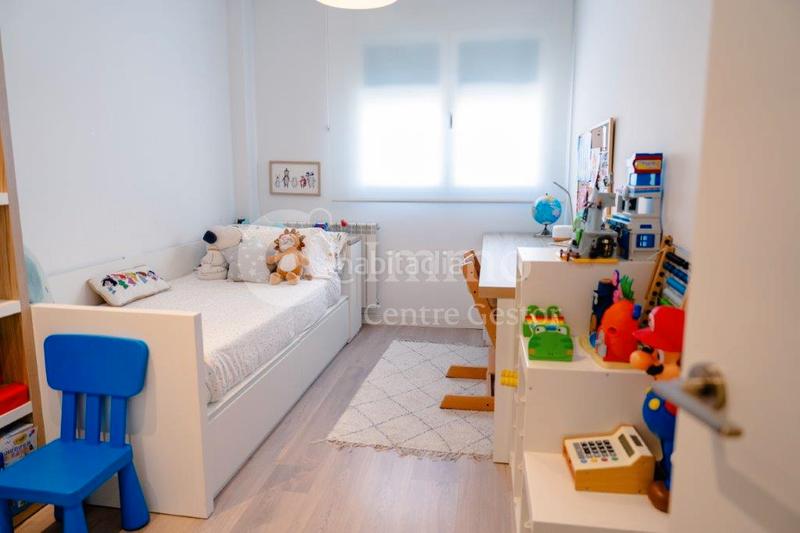 Foto 76ab78e6-6b8f-4255-b760-6264ad2c6e31. Etagenwohnung mit heizung parking pool in La Bordeta Lleida