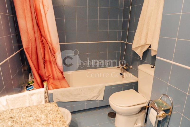 Foto d18d180e-3c0d-4ed8-a7f4-ff650f305ed7. Appartamento con riscaldamento piscina in Canillas Madrid