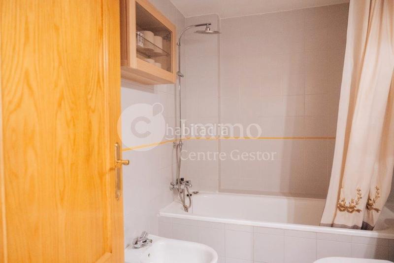 Foto dad1f782-574f-4ae2-9c0a-2096cc7472c4. Flat with heating pool in Canillas Madrid