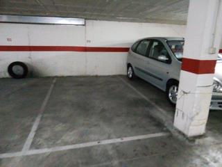 Parking voiture à Avinguda de les Garrigues