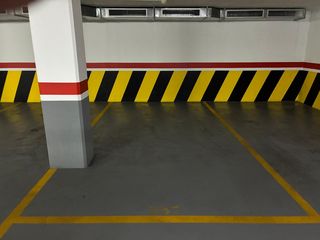 Car parking in Avinguda de barcelona 31