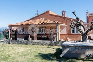 Country house  N-230. Torre en venta en n-230 s/n, almenar