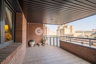 Pis  Avinguda de catalunya. Piso en venta en catalunya, 17