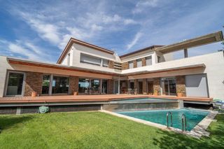 Chalet  Carrer monestir de gualter. Casa o chalet independiente en venta en monestir de gualter