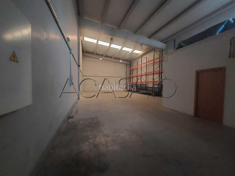 Foto 1856b43f-0241-4930-8fd1-ba27590237d8. Fabrikhalle in Viso de San Juan (El)