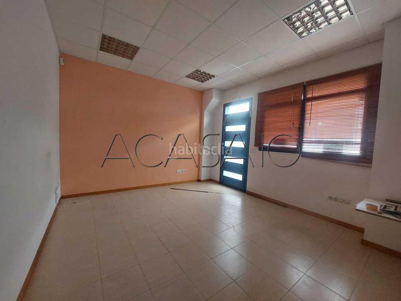 Foto b13a321b-2eb7-4dd7-b508-4e2dd9c15c53. Fabrikhalle in Viso de San Juan (El)