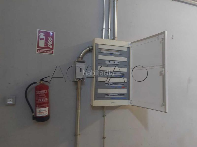 Foto fb1f7e52-5a78-4e04-8343-23287bd58104. Fabrikhalle in Viso de San Juan (El)