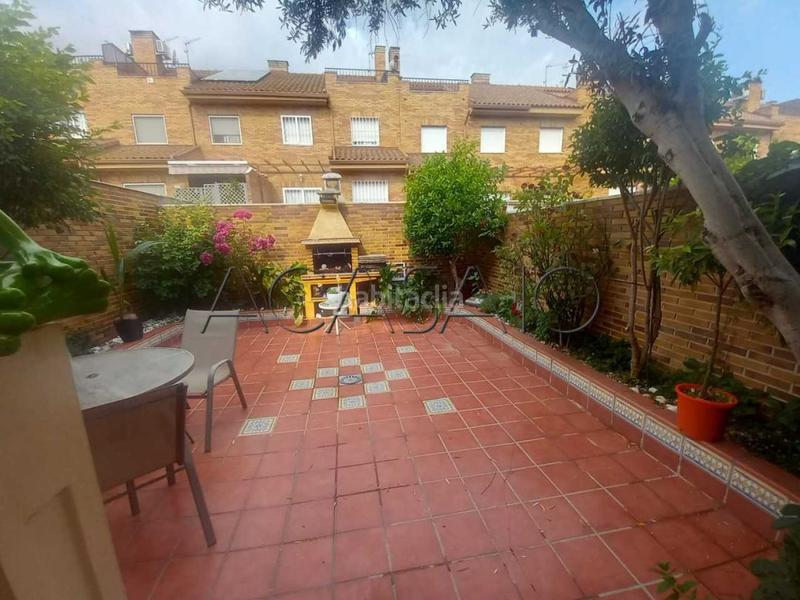 Foto c0cd97dd-ac33-4480-9435-f79fb7367003. Casa v2685 espectacular casa en Altos del Olivar-El Caracol Valdemoro