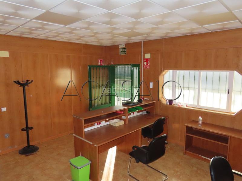 Foto 0cc237a0-6452-44be-8e13-d636504191a4. Capannone industriale in Lominchar