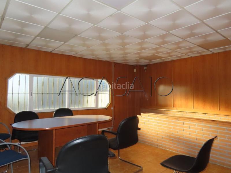 Foto e4e17527-e240-482d-b336-af5bdd53f027. Capannone industriale in Lominchar