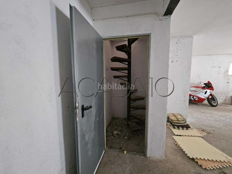 Foto 6fd0383e-faac-4e42-ad99-6f059fa8f1c1. Casa amb calefacció aparcament piscina a Casar de Escalona (El)