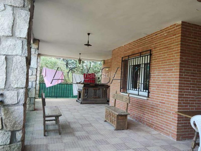 Foto 91eedbaf-9818-40a4-9040-b57b3cfdce45. Casa amb calefacció aparcament piscina a Casar de Escalona (El)