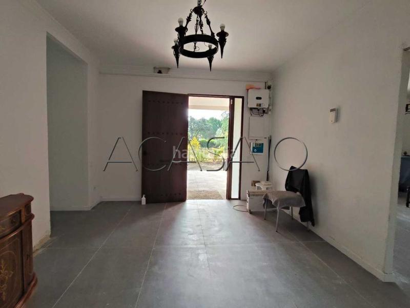 Foto f24d40ae-af1c-4a02-8239-fb56cdcc9323. Casa amb calefacció aparcament piscina a Casar de Escalona (El)