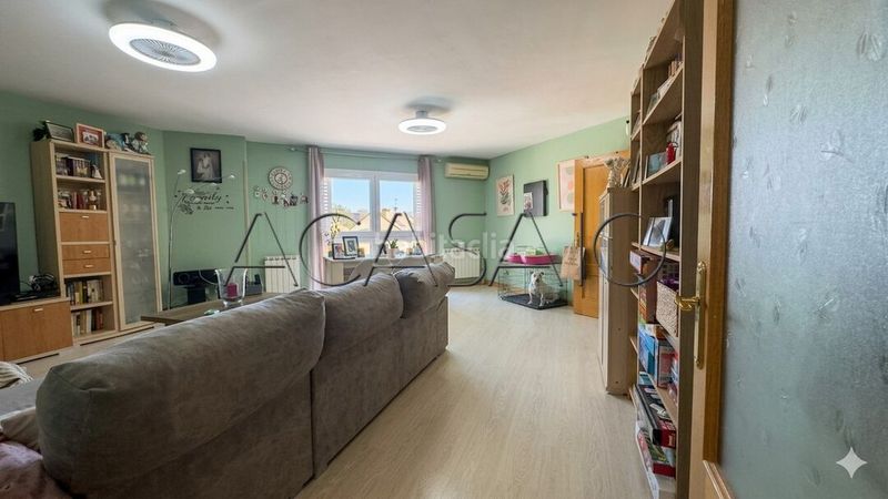 Foto 78780359-aac7-4e83-9785-f563d6570605. Pis amb calefacció aparcament piscina a Parque Manuel de Vega-Carretera de Ugena Illescas