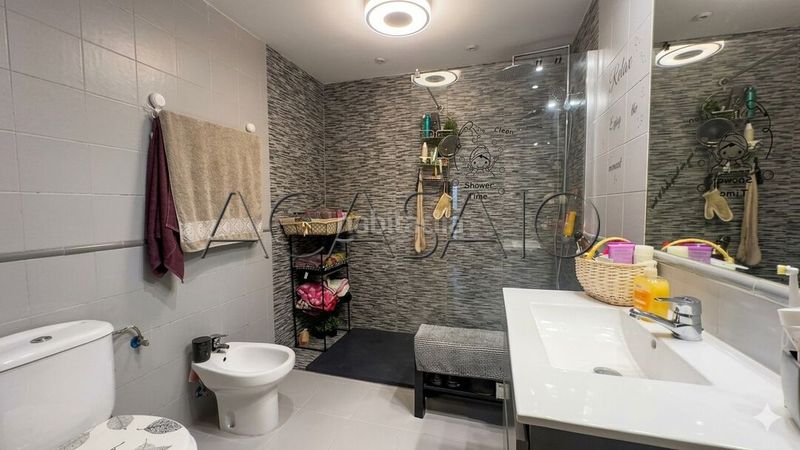 Foto 89f647a9-97a6-456a-8718-18cf2209d901. Pis amb calefacció aparcament piscina a Parque Manuel de Vega-Carretera de Ugena Illescas