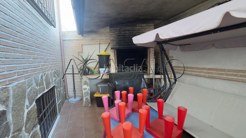 Foto 5572f35f-3166-4457-8028-097d0edb95bf. Casa amb calefacció aparcament piscina a Parque Manuel de Vega-Carretera de Ugena Illescas
