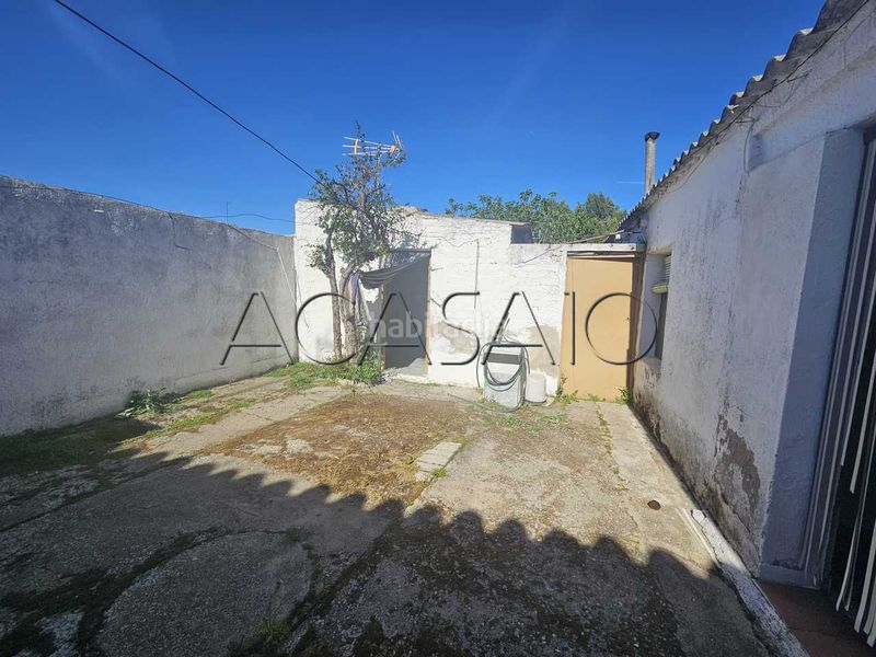 Foto 4276c165-d7d9-4f1d-a765-780e4f229f9e. Casa adossada a Cobeja