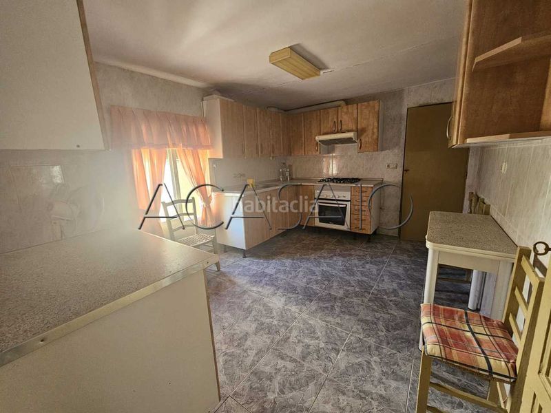 Foto 4714702e-13e2-475b-a08d-a9a9360e041d. Casa adossada a Cobeja