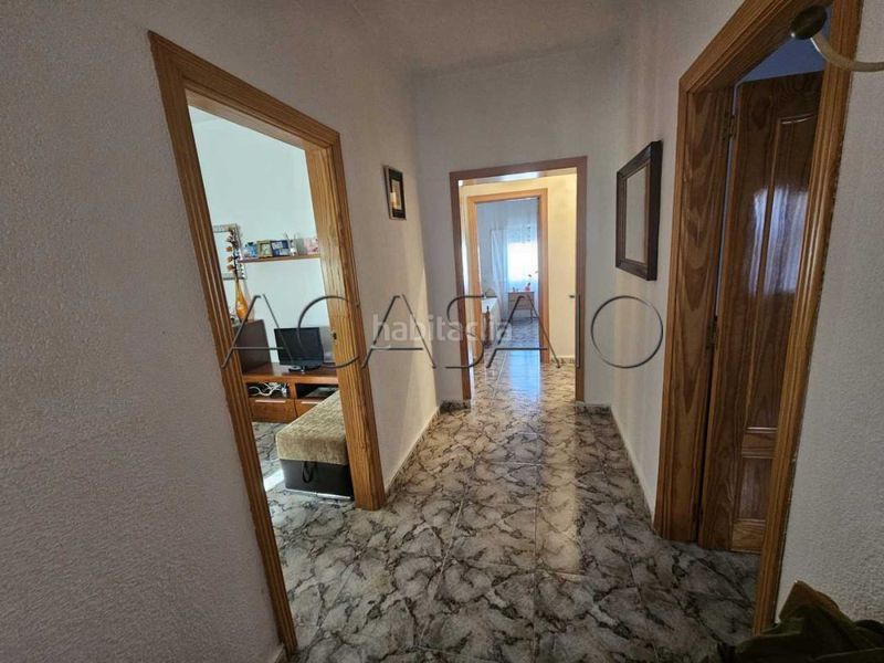 Foto 4d995dae-154a-47be-9a77-e6d65cbfc261. Casa adossada a Cobeja