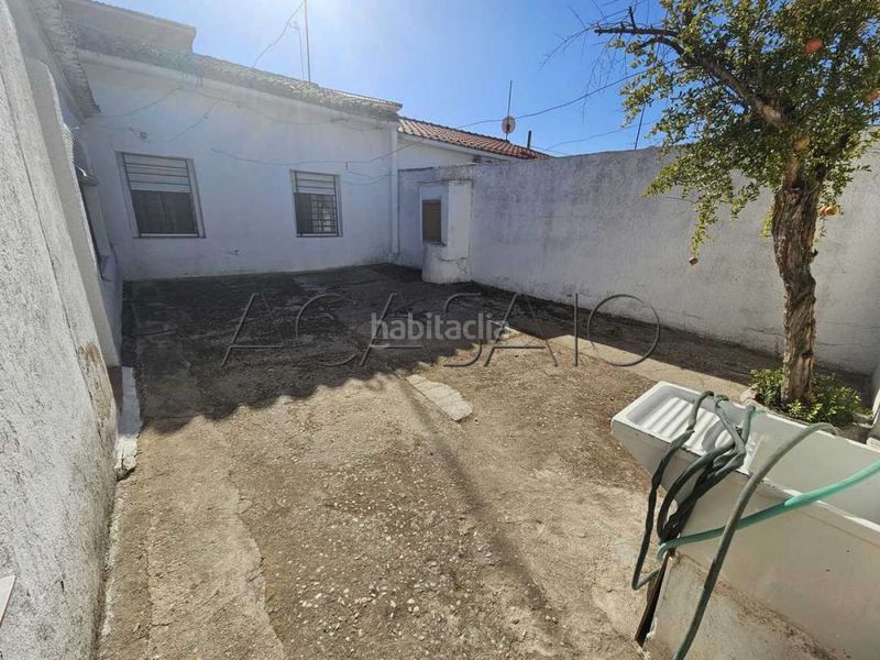 Foto 872dcb5f-2fd7-4533-abad-826776c84a15. Casa adossada a Cobeja