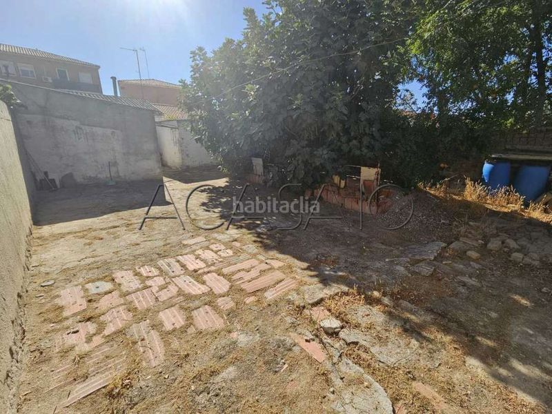 Foto 904a2d0a-1622-4b35-bafd-d1fcdd68a359. Casa adossada a Cobeja